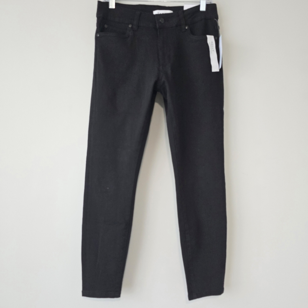 NWT Tahari Kelly Classic Mid Rise Black Skinny Jeans Womens 28 Stretch